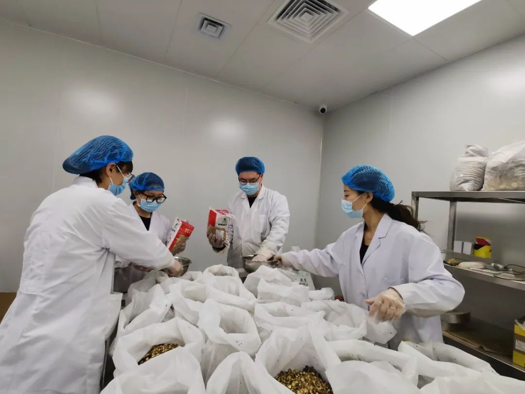 taOxP6fBTc.jpg taOxP6fBTc.jpg