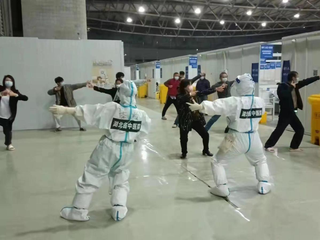 R1HS3EmSjQ.jpg R1HS3EmSjQ.jpg