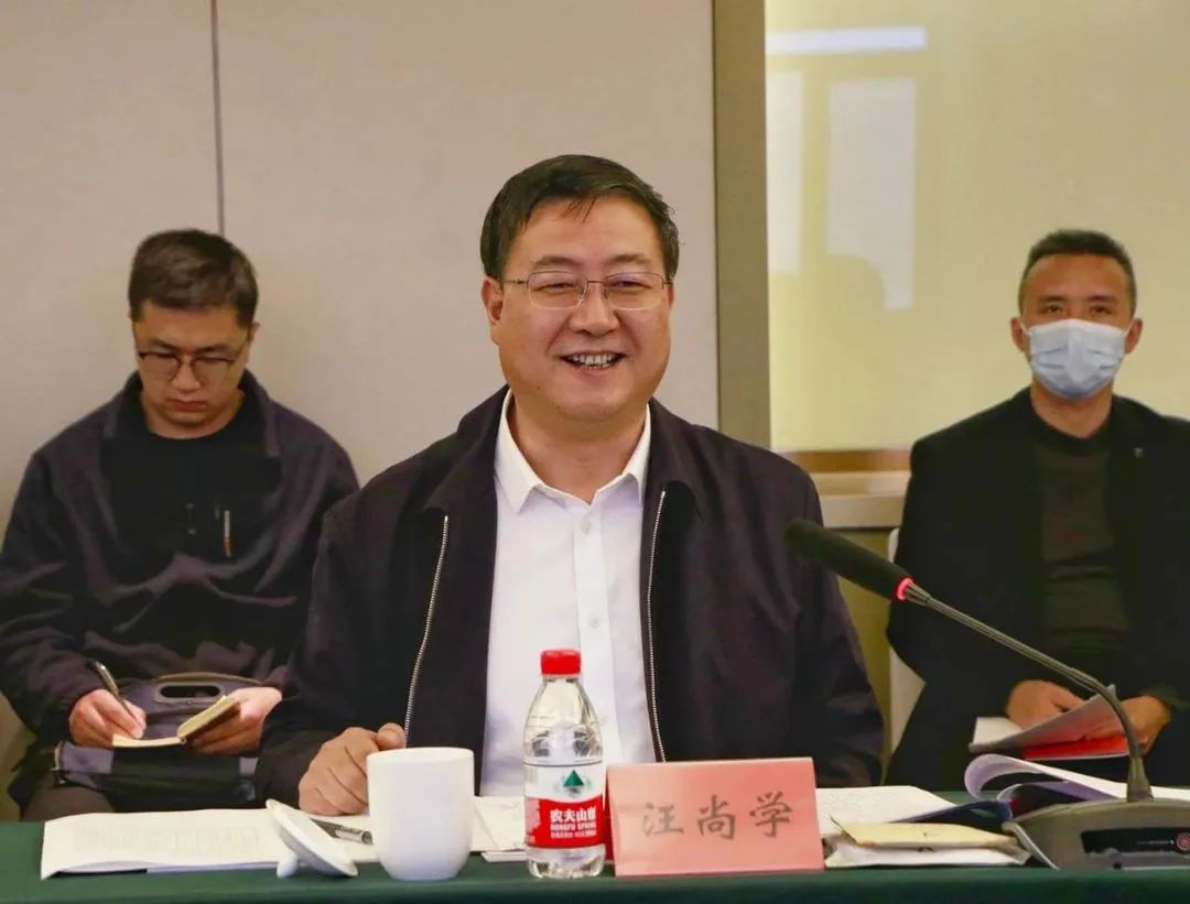 WnmHKQ17CQ.jpg WnmHKQ17CQ.jpg