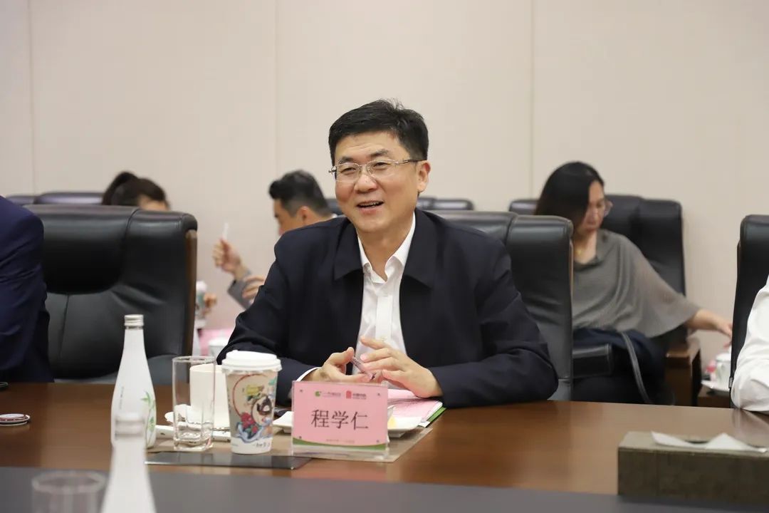 5OT46o2fVM.jpg 5OT46o2fVM.jpg