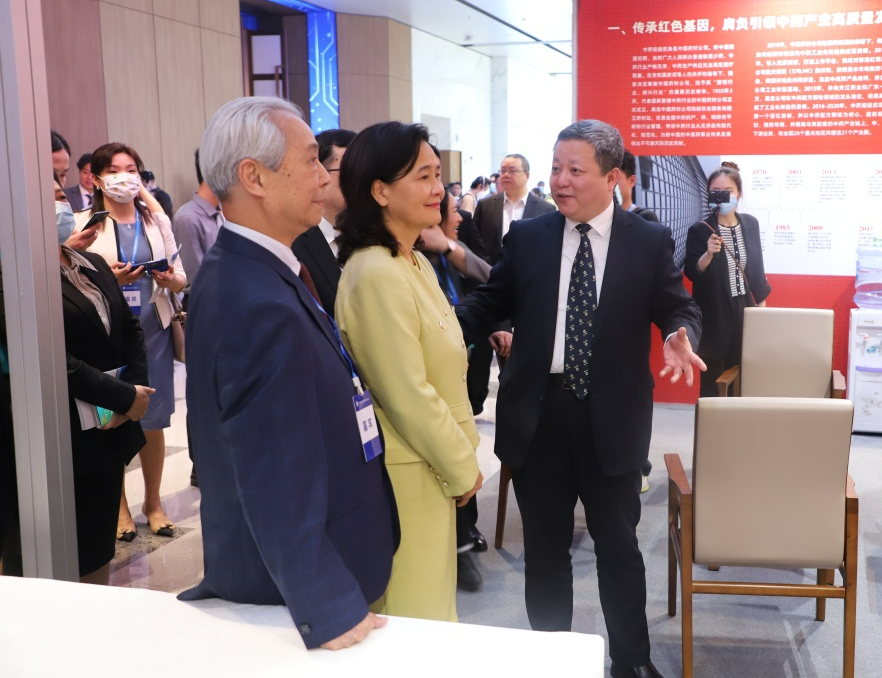 wqGhyfUkqT.jpg wqGhyfUkqT.jpg