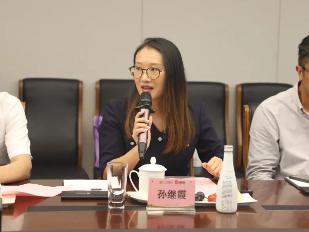 mlQ1qyoBMn.jpg mlQ1qyoBMn.jpg